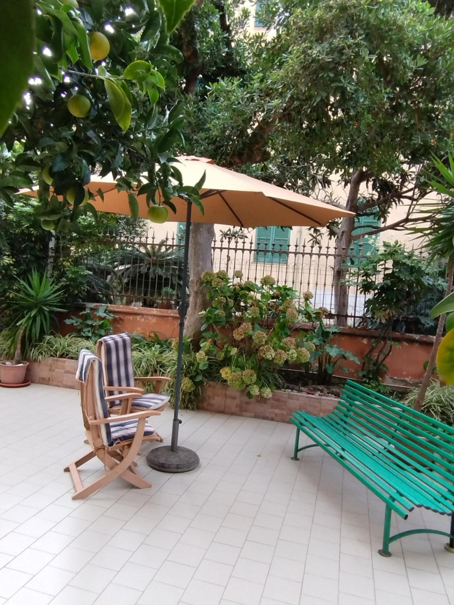 Hotel Della Piazzetta Varraze Exterior foto